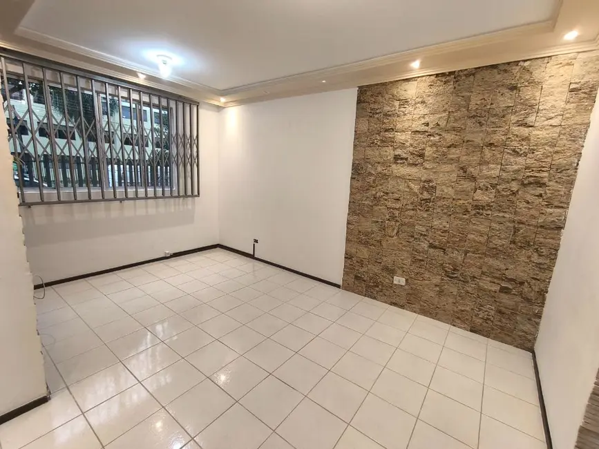 Foto 9 de Apartamento com 3 quartos para alugar, 58m2 em Sítio Cercado, Curitiba - PR