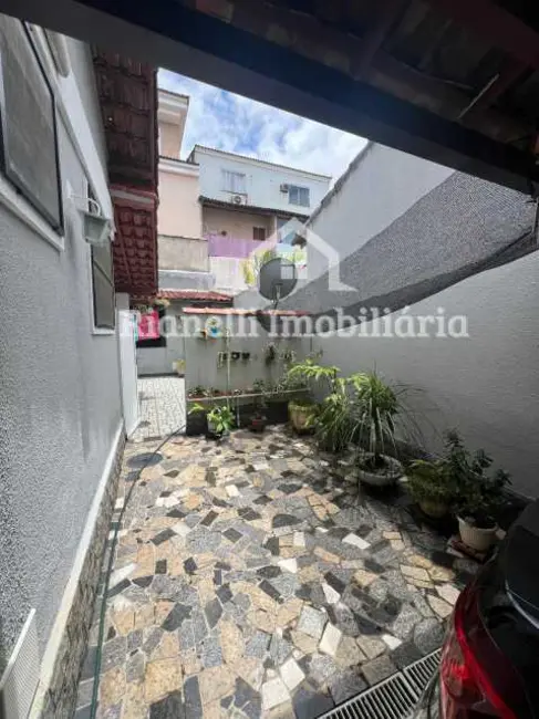 Foto 9 de Casa com 2 quartos à venda, 67m2 em Rio De Janeiro - RJ