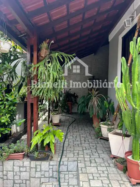 Foto 7 de Casa com 2 quartos à venda, 67m2 em Rio De Janeiro - RJ
