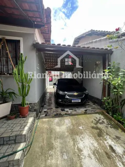 Foto 1 de Casa com 2 quartos à venda, 67m2 em Rio De Janeiro - RJ