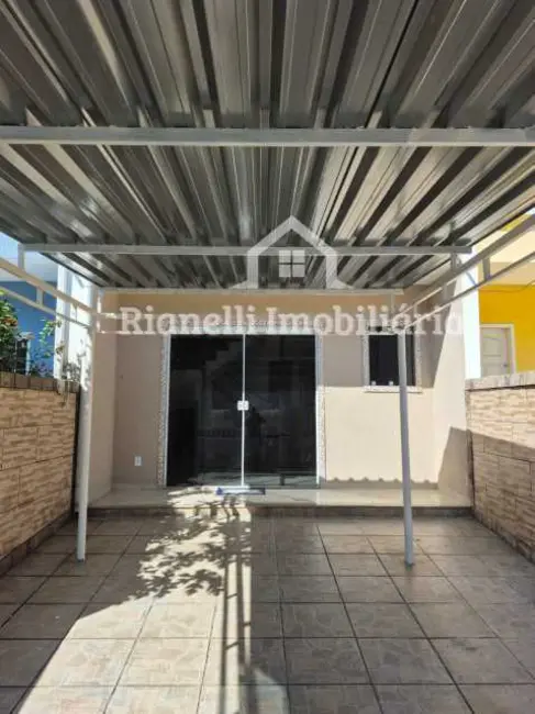 Foto 2 de Casa com 2 quartos à venda, 128m2 em Rio De Janeiro - RJ