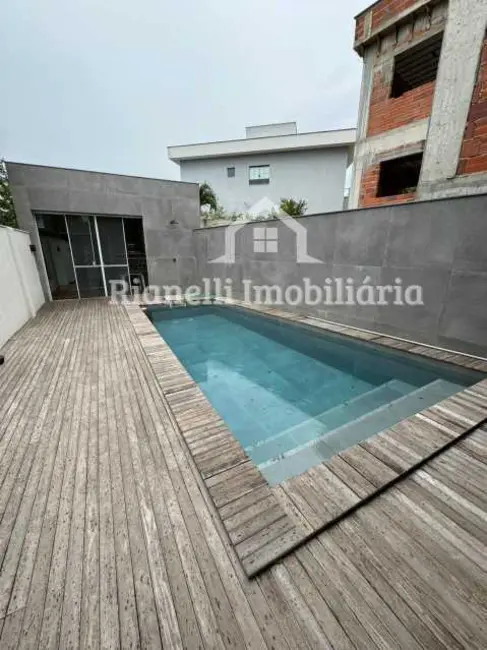 Foto 4 de Casa de Condomínio com 3 quartos para alugar, 240m2 em Rio De Janeiro - RJ
