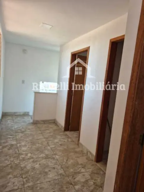 Sala Comercial para alugar, 39m2 em Rio De Janeiro - RJ - imagem 2 Foto 2 de Sala Comercial para alugar, 39m2 em Rio De Janeiro - RJ