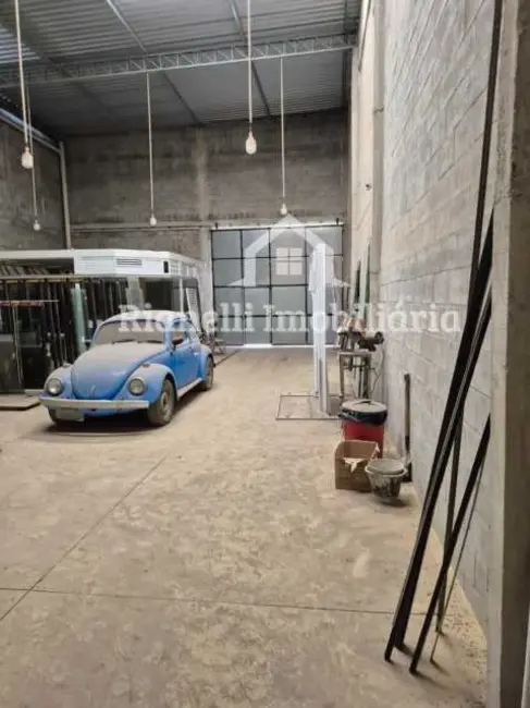 Armazém / Galpão para alugar, 260m2 em Rio De Janeiro - RJ - imagem 8 Foto 8 de Armazém / Galpão para alugar, 260m2 em Rio De Janeiro - RJ