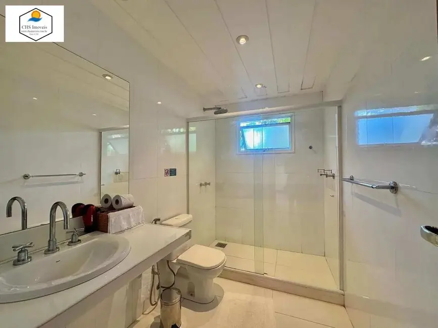 Casa com 7 quartos à venda, 1800m2 em Armacao Dos Buzios - RJ - imagem 6 Foto 6 de Casa com 7 quartos à venda, 1800m2 em Armacao Dos Buzios - RJ