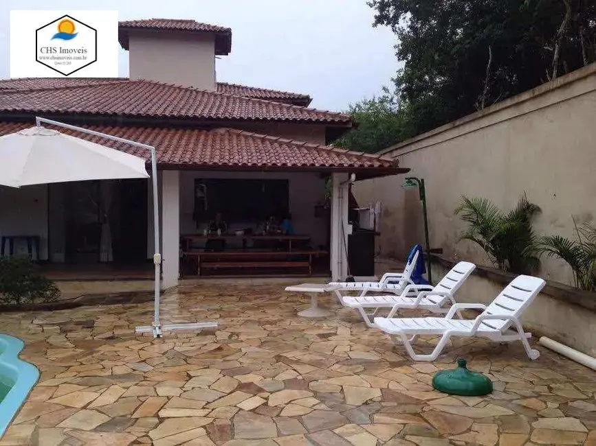 Casa com 5 quartos à venda, 390m2 em Armacao Dos Buzios - RJ - imagem 4 Foto 4 de Casa com 5 quartos à venda, 390m2 em Armacao Dos Buzios - RJ