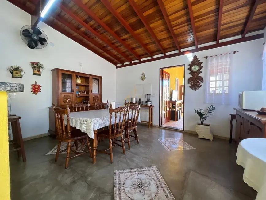 Casa com 3 quartos à venda, 184m2 em Jardim Hubert, Indaiatuba - SP - imagem 4 Foto 4 de Casa com 3 quartos à venda, 184m2 em Jardim Hubert, Indaiatuba - SP