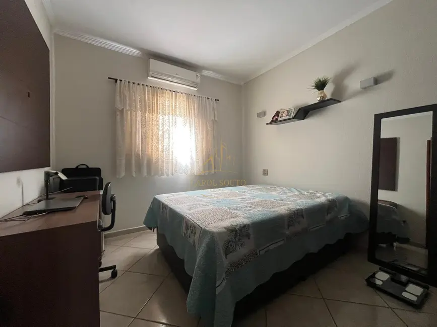 Casa com 3 quartos à venda, 184m2 em Jardim Hubert, Indaiatuba - SP - imagem 5 Foto 5 de Casa com 3 quartos à venda, 184m2 em Jardim Hubert, Indaiatuba - SP