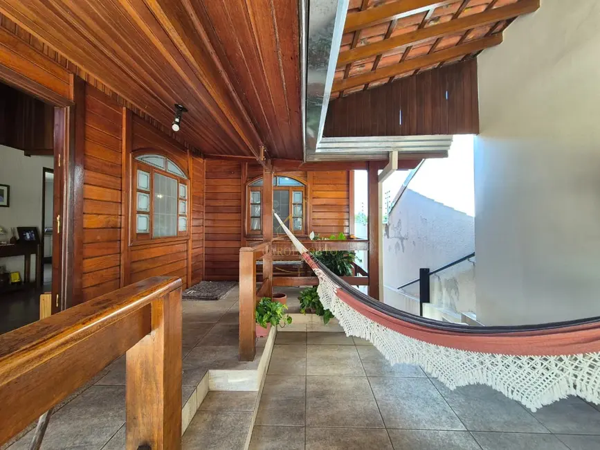 Foto 5 de Casa com 3 quartos à venda, 130m2 em Jardim Santiago, Indaiatuba - SP