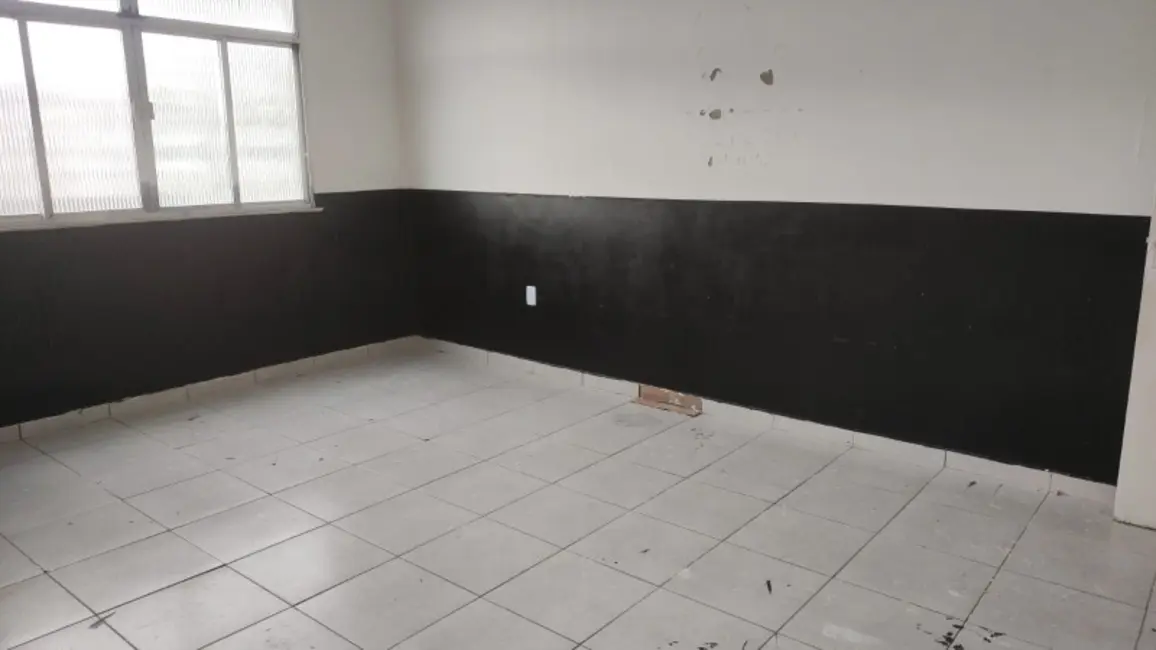 Sala Comercial para alugar, 35m2 em Guadalupe, Rio De Janeiro - RJ - imagem 4 Foto 4 de Sala Comercial para alugar, 35m2 em Guadalupe, Rio De Janeiro - RJ