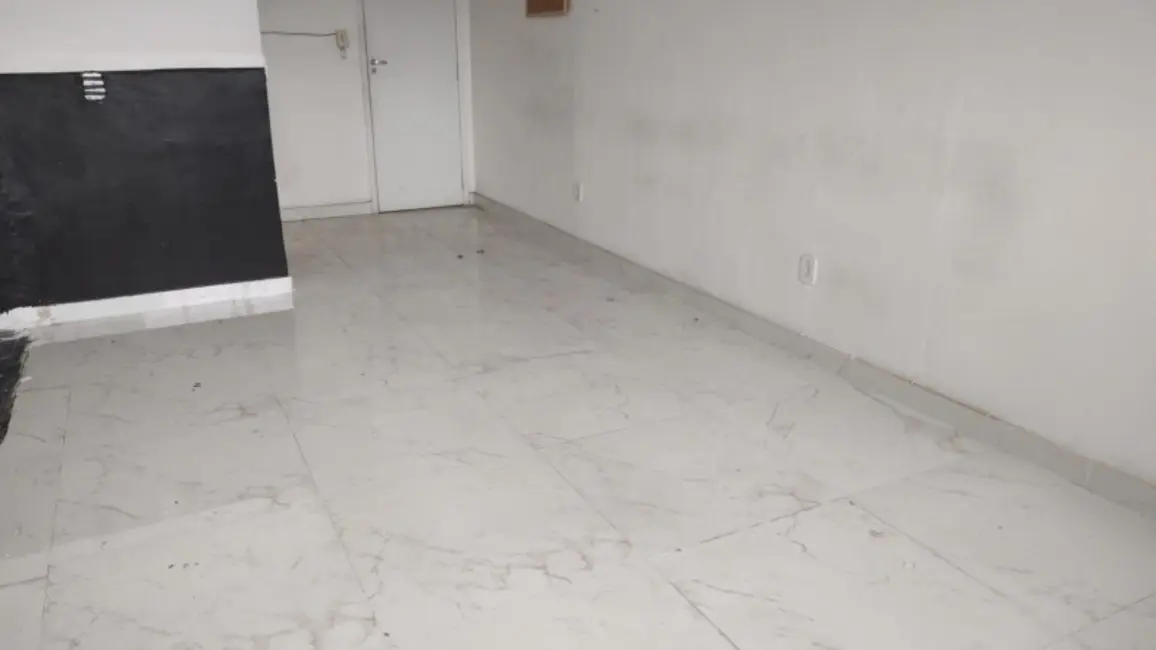 Sala Comercial para alugar, 35m2 em Guadalupe, Rio De Janeiro - RJ - imagem 9 Foto 9 de Sala Comercial para alugar, 35m2 em Guadalupe, Rio De Janeiro - RJ