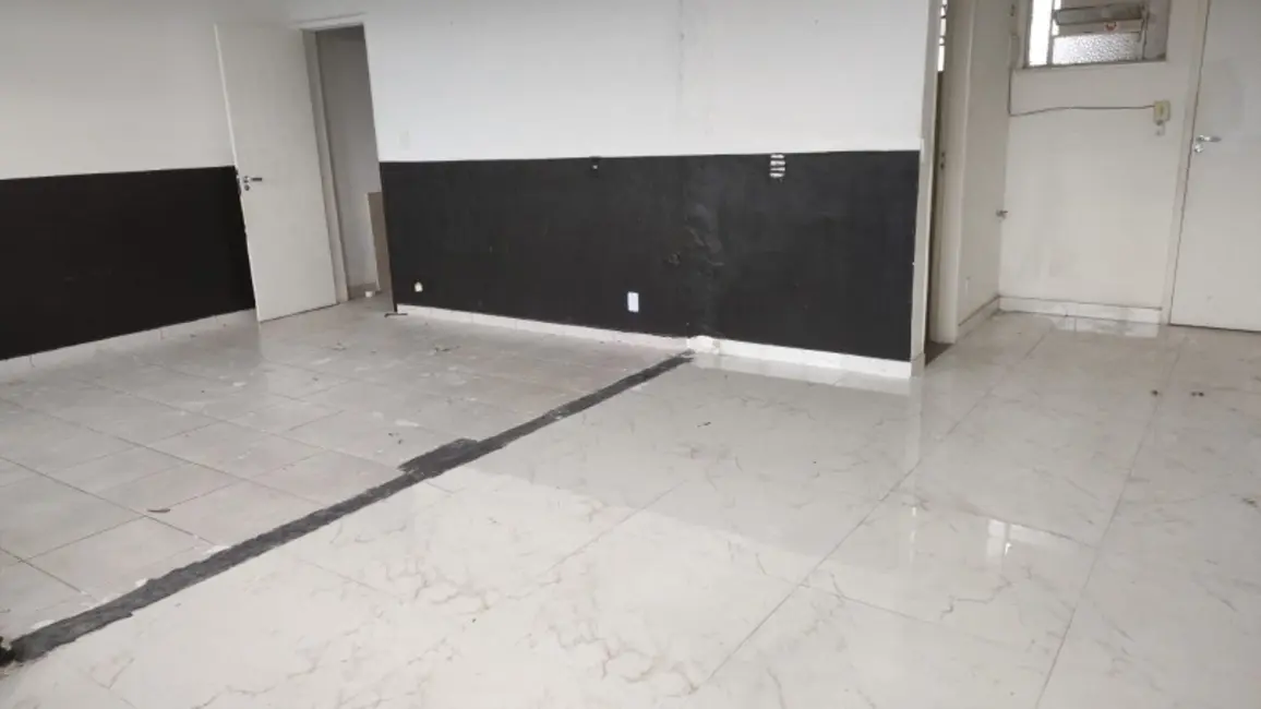 Sala Comercial para alugar, 35m2 em Guadalupe, Rio De Janeiro - RJ - imagem 2 Foto 2 de Sala Comercial para alugar, 35m2 em Guadalupe, Rio De Janeiro - RJ