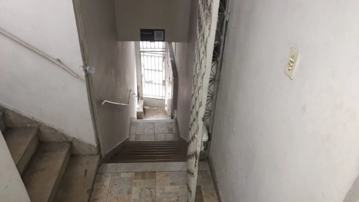 Foto 3 de Sala Comercial para alugar, 24m2 em Guadalupe, Rio De Janeiro - RJ