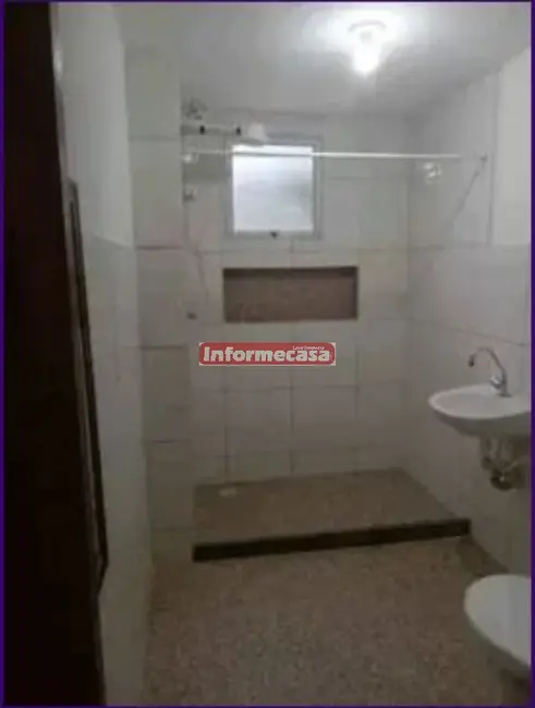 Foto 8 de Apartamento com 2 quartos à venda, 42m2 em Monjolos, Sao Goncalo - RJ