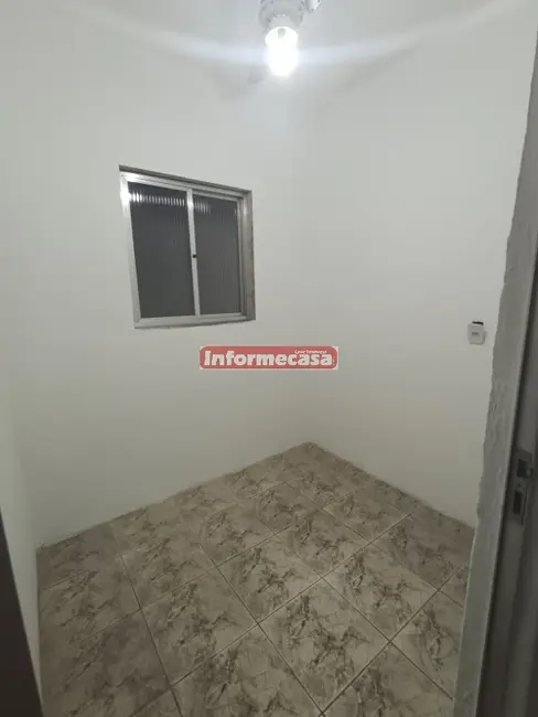 Foto 3 de Casa com 2 quartos à venda, 100m2 em BNH, Mesquita - RJ