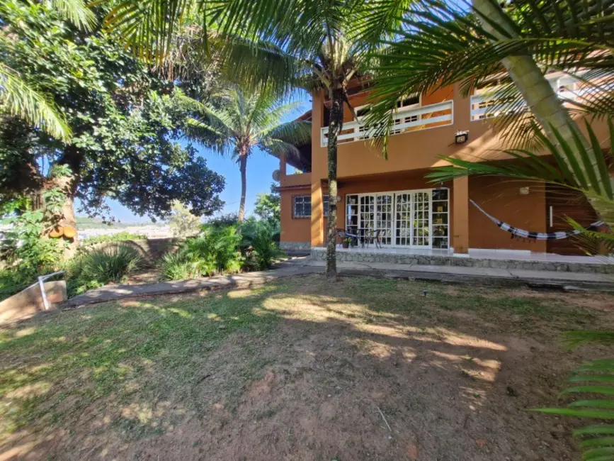 Casa com 4 quartos à venda, 1008m2 em Rio De Janeiro - RJ - imagem 2 Foto 2 de Casa com 4 quartos à venda, 1008m2 em Rio De Janeiro - RJ