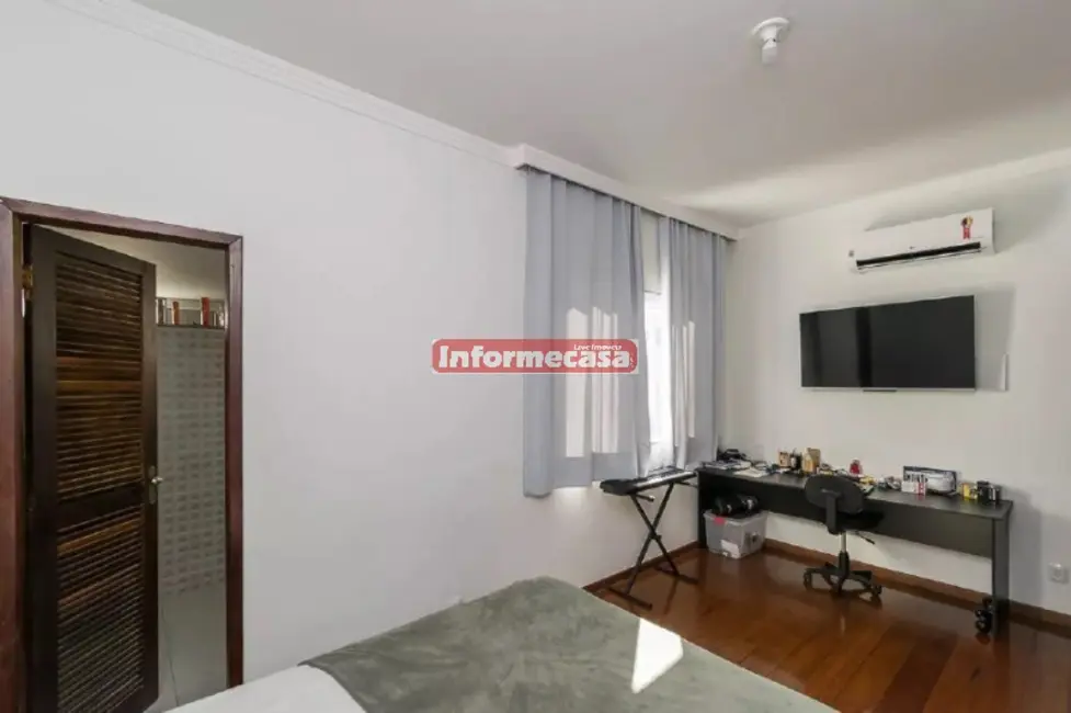 Casa com 4 quartos à venda, 300m2 em Vista Alegre, Rio De Janeiro - RJ - imagem 4 Foto 4 de Casa com 4 quartos à venda, 300m2 em Vista Alegre, Rio De Janeiro - RJ