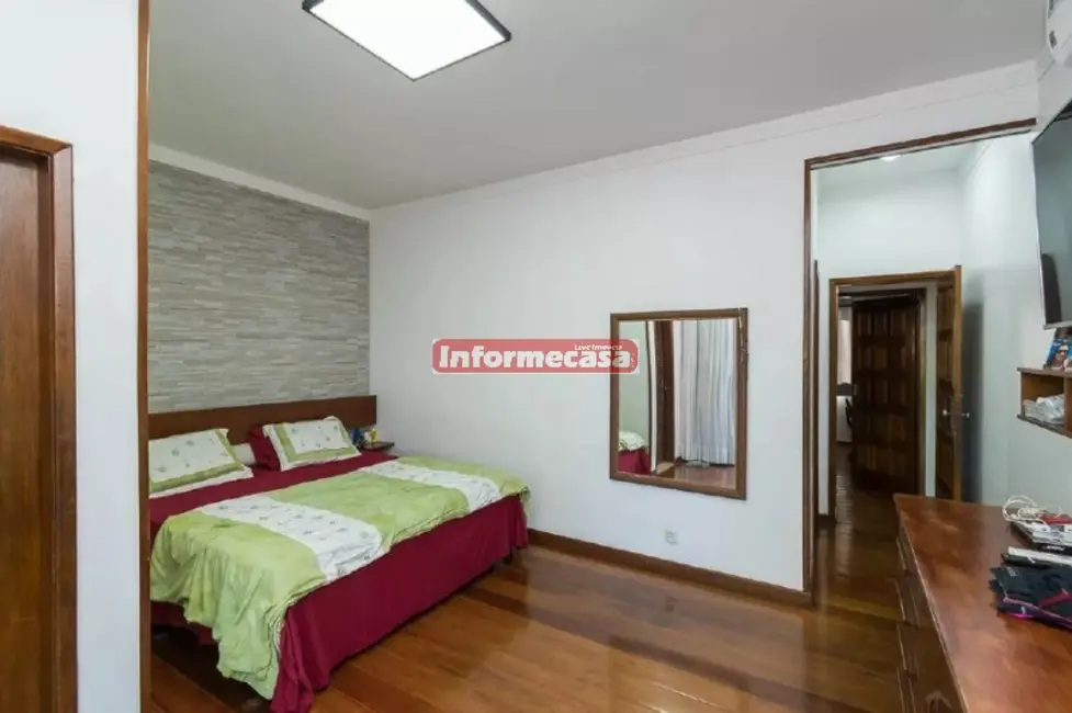 Casa com 4 quartos à venda, 300m2 em Vista Alegre, Rio De Janeiro - RJ - imagem 2 Foto 2 de Casa com 4 quartos à venda, 300m2 em Vista Alegre, Rio De Janeiro - RJ