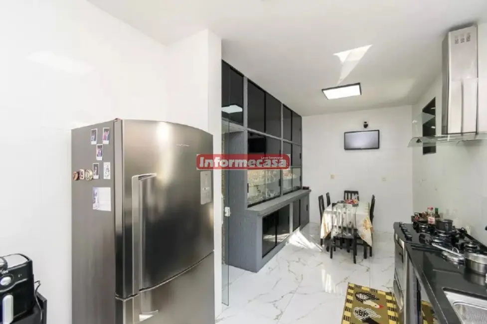 Casa com 4 quartos à venda, 300m2 em Vista Alegre, Rio De Janeiro - RJ - imagem 6 Foto 6 de Casa com 4 quartos à venda, 300m2 em Vista Alegre, Rio De Janeiro - RJ