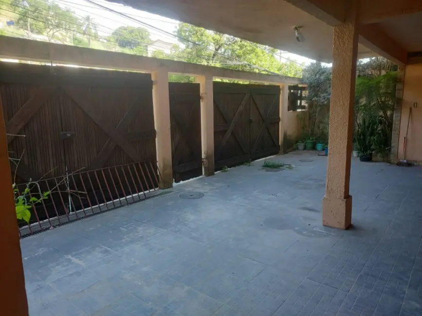 Foto 2 de Casa de Condomínio com 5 quartos à venda, 280m2 em Vila Valqueire, Rio De Janeiro - RJ