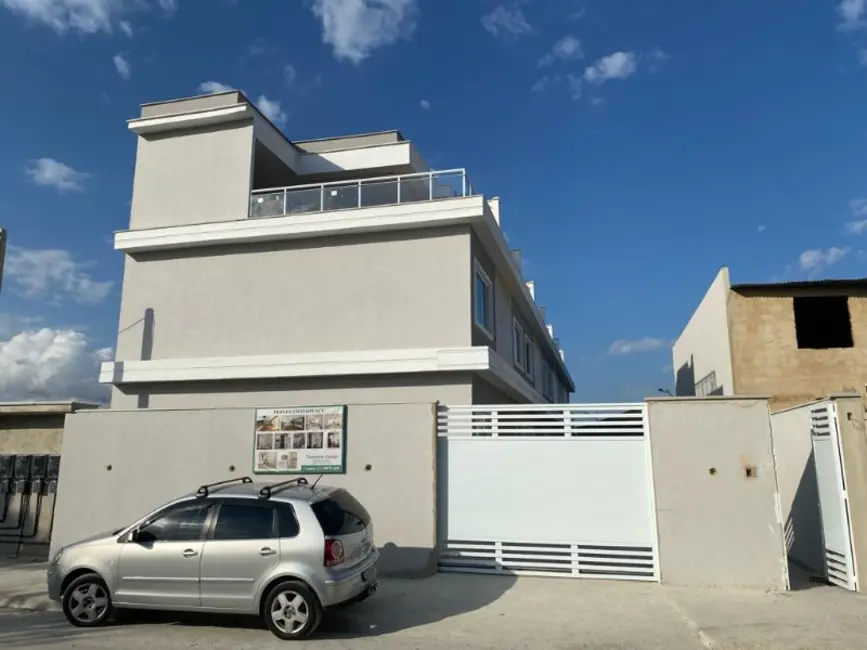 Foto 1 de Casa de Condomínio com 2 quartos à venda, 120m2 em Jardim Atlântico Oeste (Itaipuaçu), Marica - RJ