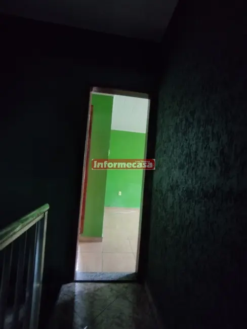 Casa com 3 quartos à venda, 180m2 em Banco de Areia, Mesquita - RJ - imagem 3 Foto 3 de Casa com 3 quartos à venda, 180m2 em Banco de Areia, Mesquita - RJ