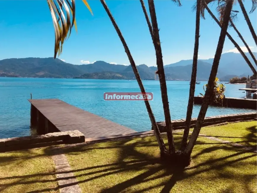 Casa com 3 quartos à venda, 380m2 em Monsuaba, Angra Dos Reis - RJ - imagem 4 Foto 4 de Casa com 3 quartos à venda, 380m2 em Monsuaba, Angra Dos Reis - RJ