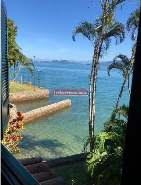 Casa com 3 quartos à venda, 380m2 em Monsuaba, Angra Dos Reis - RJ - imagem 9 Foto 9 de Casa com 3 quartos à venda, 380m2 em Monsuaba, Angra Dos Reis - RJ