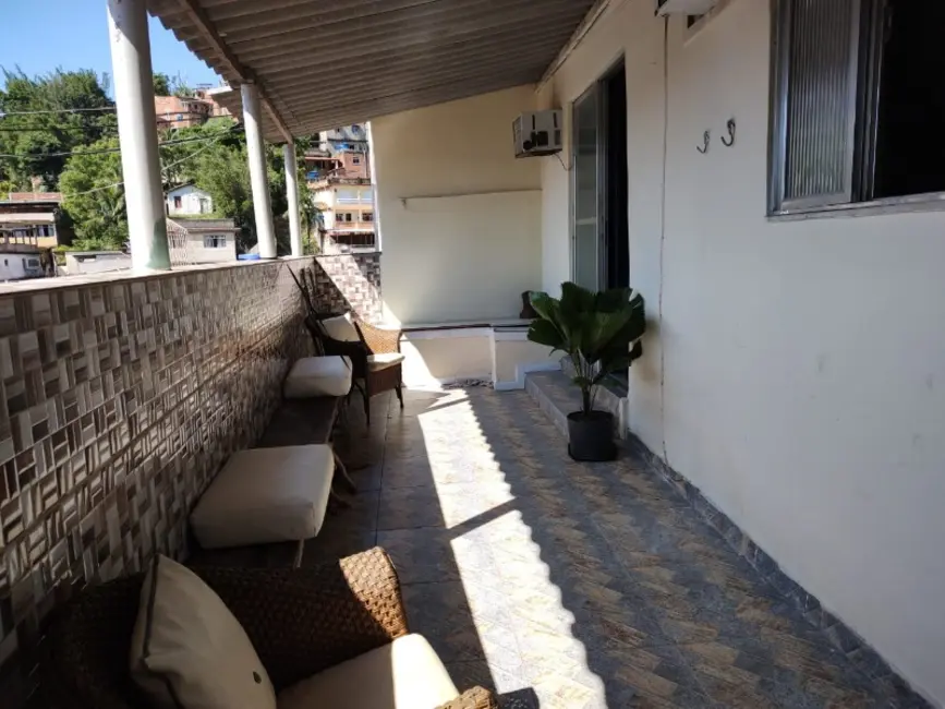 Casa com 2 quartos à venda, 70m2 em Quintino Bocaiúva, Rio De Janeiro - RJ - imagem 4 Foto 4 de Casa com 2 quartos à venda, 70m2 em Quintino Bocaiúva, Rio De Janeiro - RJ