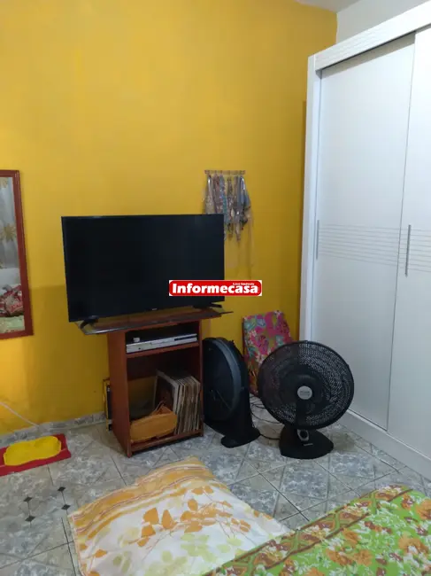Casa com 2 quartos à venda, 88m2 em Carmari, Nova Iguacu - RJ - imagem 2 Foto 2 de Casa com 2 quartos à venda, 88m2 em Carmari, Nova Iguacu - RJ
