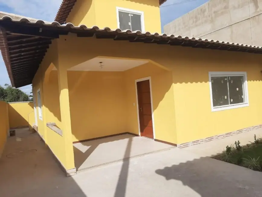 Casa com 3 quartos à venda, 180m2 em Marica - RJ - imagem 2 Foto 2 de Casa com 3 quartos à venda, 180m2 em Marica - RJ