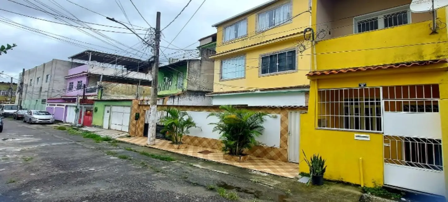 Casa de Condomínio com 2 quartos à venda, 100m2 em Realengo, Rio De Janeiro - RJ - imagem 2 Foto 2 de Casa de Condomínio com 2 quartos à venda, 100m2 em Realengo, Rio De Janeiro - RJ