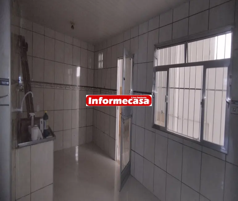 Foto 8 de Casa com 2 quartos à venda, 200m2 em Centro, Belford Roxo - RJ