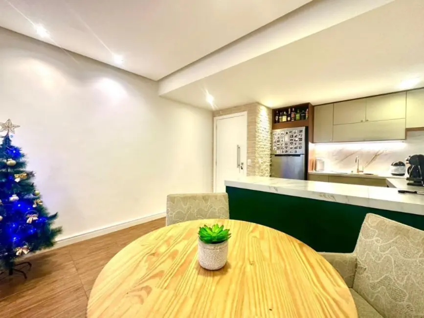Foto 6 de Apartamento com 2 quartos à venda, 62m2 em Várzea, Teresopolis - RJ