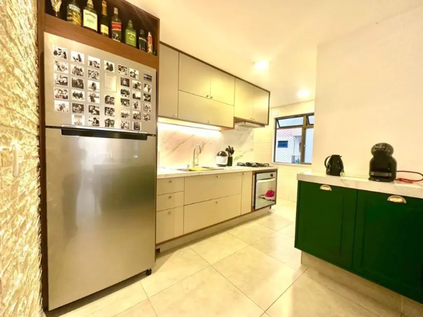 Foto 3 de Apartamento com 2 quartos à venda, 62m2 em Várzea, Teresopolis - RJ