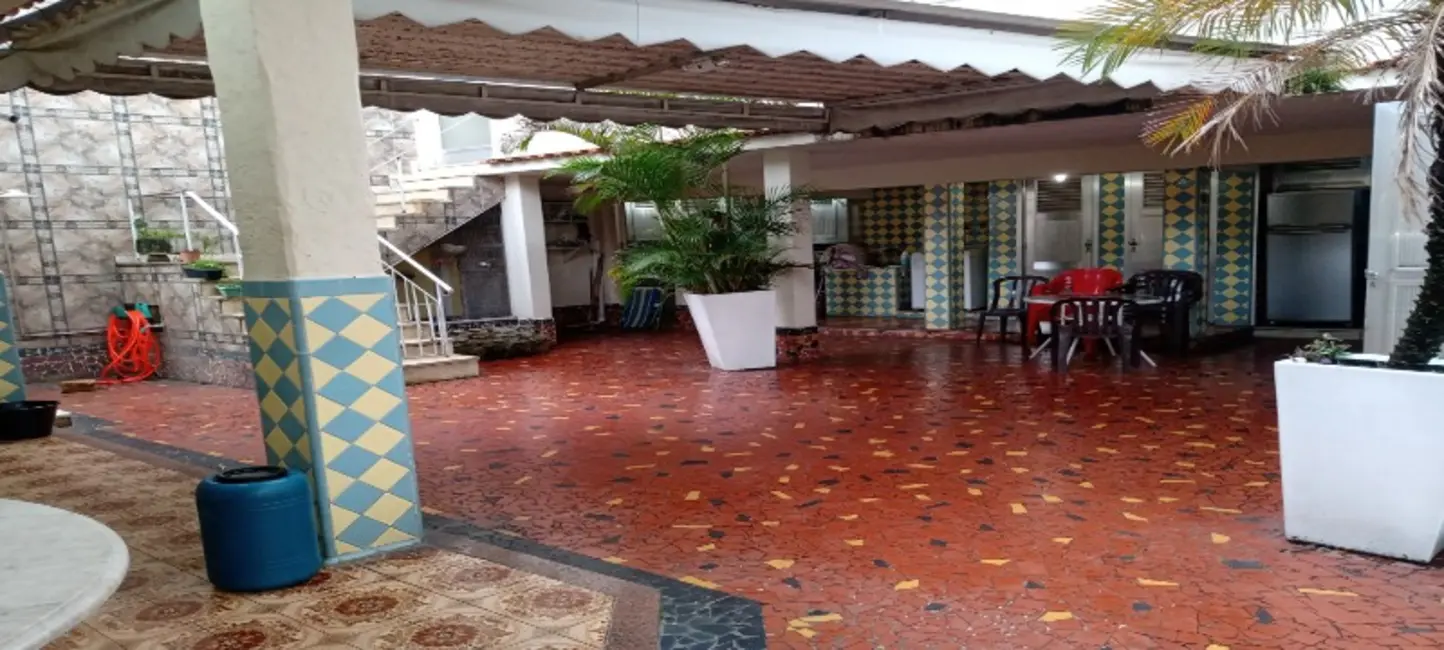 Casa com 4 quartos à venda, 170m2 em Méier, Rio De Janeiro - RJ - imagem 5 Foto 5 de Casa com 4 quartos à venda, 170m2 em Méier, Rio De Janeiro - RJ