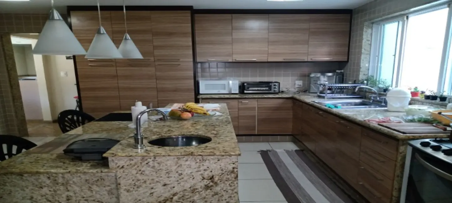Foto 5 de Casa com 3 quartos à venda, 250m2 em Vila Valqueire, Rio De Janeiro - RJ