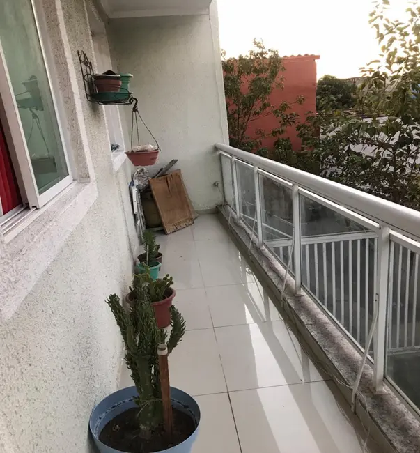 Casa com 2 quartos à venda, 101m2 em Bento Ribeiro, Rio De Janeiro - RJ - imagem 3 Foto 3 de Casa com 2 quartos à venda, 101m2 em Bento Ribeiro, Rio De Janeiro - RJ