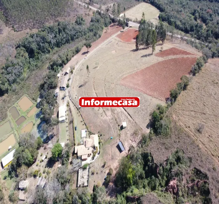 Fazenda / Haras com 4 quartos à venda, 15000m2 em Entre Rios De Minas - MG - imagem 3 Foto 3 de Fazenda / Haras com 4 quartos à venda, 15000m2 em Entre Rios De Minas - MG