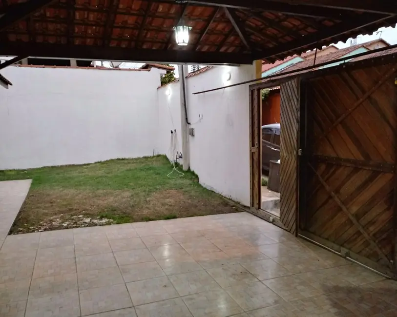 Foto 1 de Casa de Condomínio com 2 quartos à venda, 280m2 em Das Graças, Belford Roxo - RJ