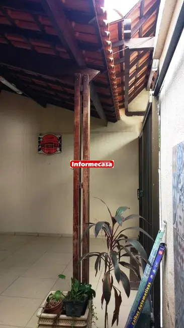 Foto 3 de Casa com 2 quartos à venda, 100m2 em Nova Iguacu - RJ