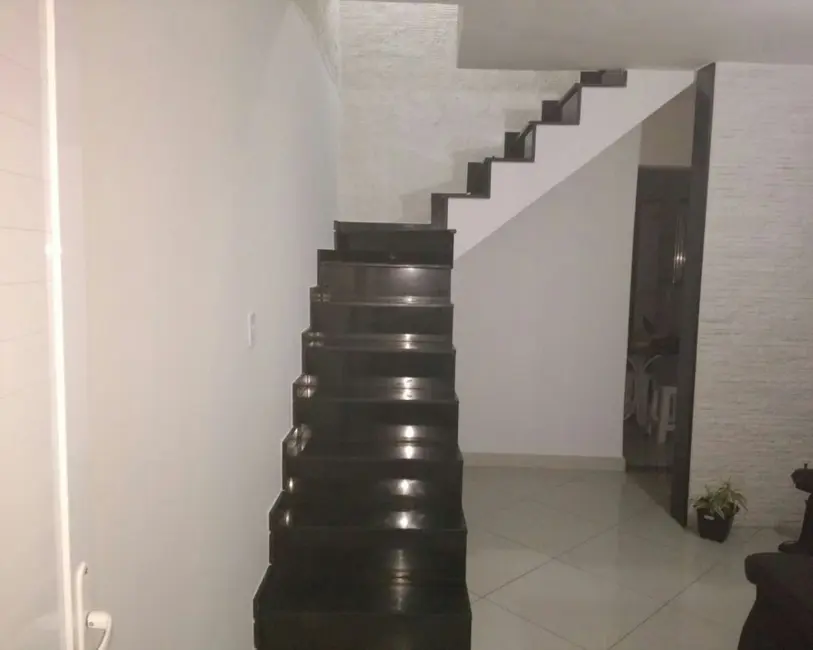 Casa com 2 quartos à venda, 70m2 em Nova Iguacu - RJ - imagem 6 Foto 6 de Casa com 2 quartos à venda, 70m2 em Nova Iguacu - RJ