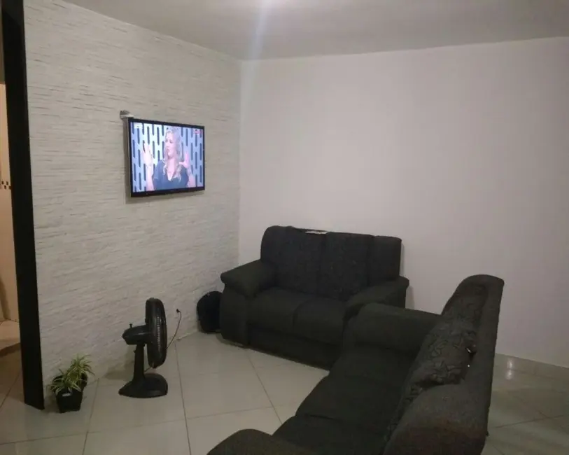 Casa com 2 quartos à venda, 70m2 em Nova Iguacu - RJ - imagem 4 Foto 4 de Casa com 2 quartos à venda, 70m2 em Nova Iguacu - RJ