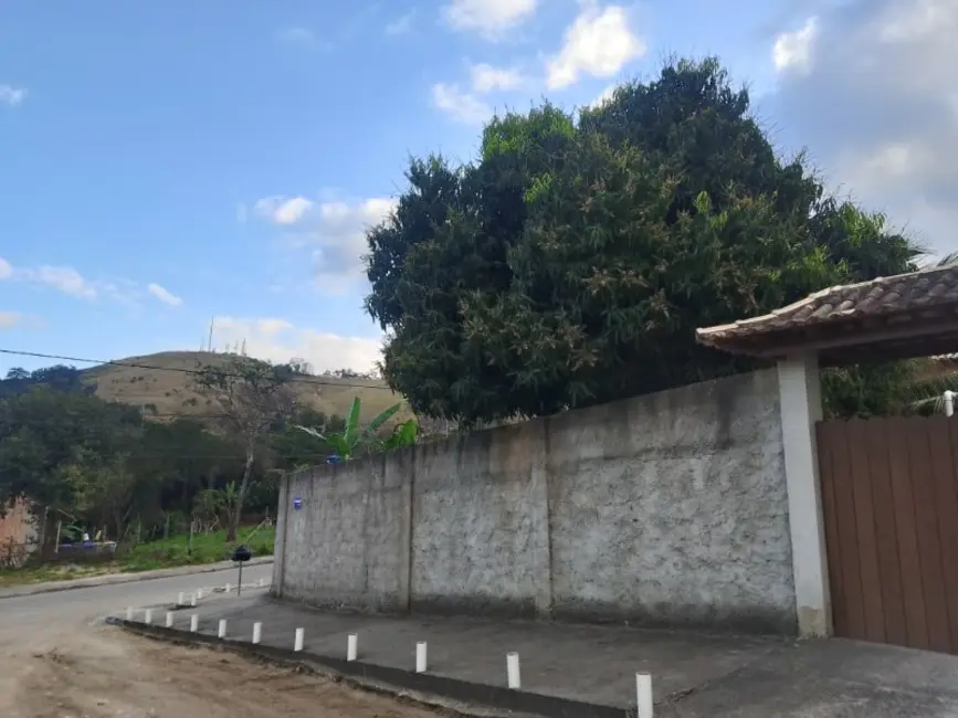 Foto 3 de Casa com 3 quartos à venda, 162m2 em Araruama - RJ