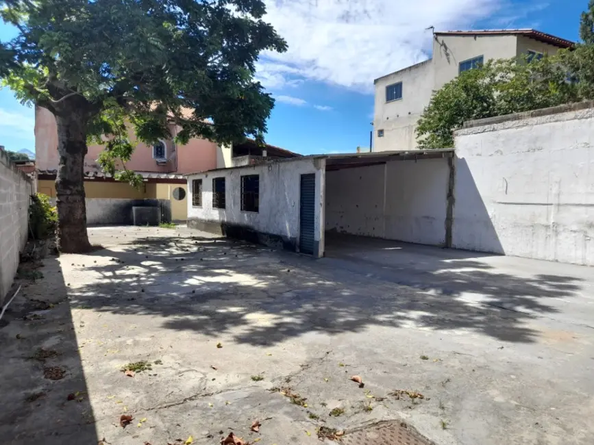 Foto 1 de Casa com 4 quartos para alugar, 500m2 em Campo Grande, Rio De Janeiro - RJ