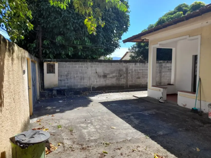 Foto 2 de Casa com 4 quartos para alugar, 500m2 em Campo Grande, Rio De Janeiro - RJ