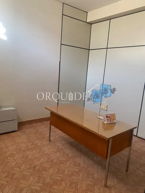 Foto 8 de Armazém / Galpão para alugar, 380m2 em Vila Maria, Rio Verde - GO