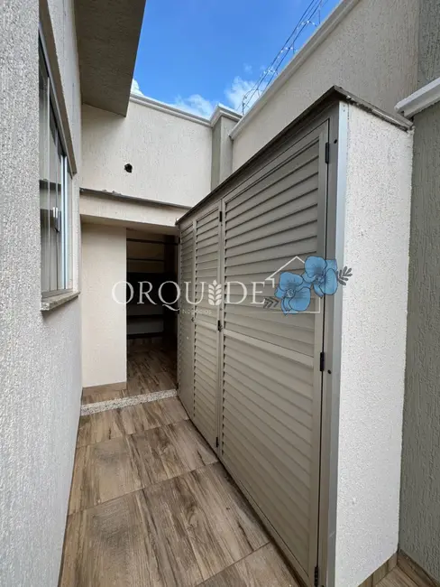 Foto 8 de Casa com 3 quartos à venda, 110m2 em Parque das Laranjeiras Prolongamento, Rio Verde - GO