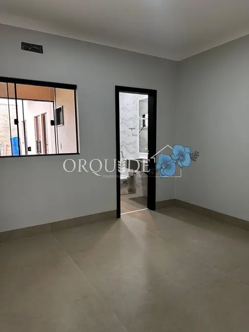 Foto 8 de Casa com 4 quartos à venda, 171m2 em Parque das Laranjeiras Prolongamento, Rio Verde - GO