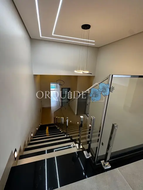 Foto 6 de Casa com 4 quartos à venda, 171m2 em Parque das Laranjeiras Prolongamento, Rio Verde - GO
